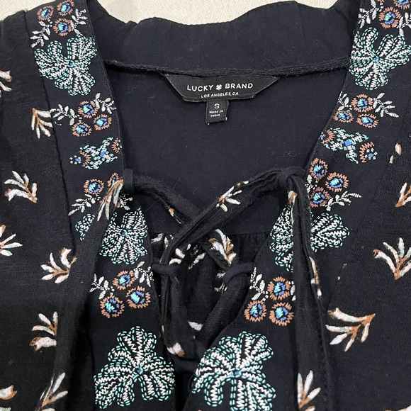 Lucky Brand Pull Over Cap Sleeve Black Top, Size Small - Picture 2 of 16